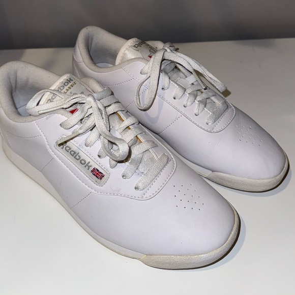 Reebok Shoes - Reebok Classic White Sneakers size 7.5
